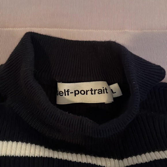 Self portrait cold shoulder sweater with ruffles size L - Picture 6 of 8